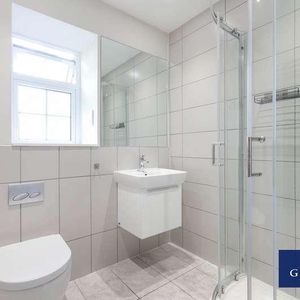 Swakeleys Road, Uxbridge, UB10 - Photo 3