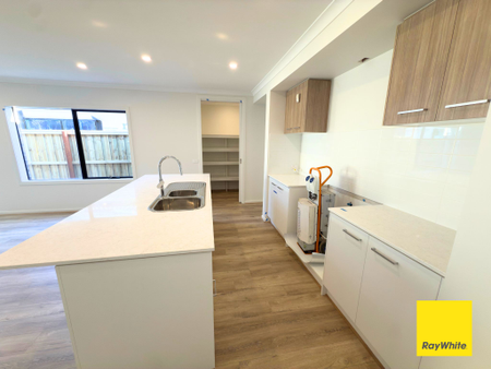 Exceptional Metricon Comfort Meets Modern Living in The Grove - Photo 4