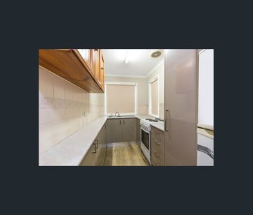 Comfortable, Convenient & Low Maintenance! - Photo 2