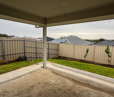 44 Melaleuca Way, Murray Bridge, SA 5253 - Photo 4