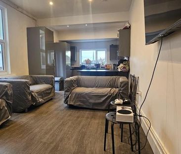 6 bedroom house share to rent - Photo 1