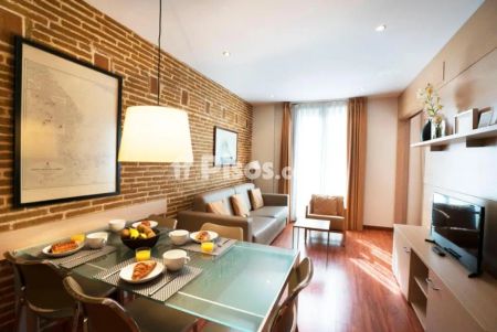 Apartamento en alquiler en Carrer d'Ausiàs Marc, 105, cerca de Carrer de Sicília - Photo 2