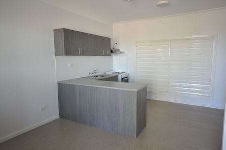 Popular Cooke Point Location - 2x1 - Photo 4