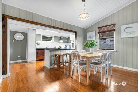 10 Elm Street, Wynnum QLD 4178 - House For Rent - $750 | Domain - Photo 4