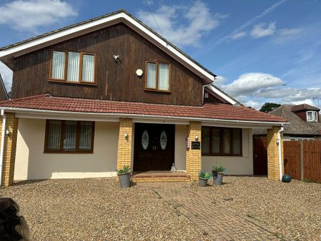 5 bedroom detached house to rent - Photo 3