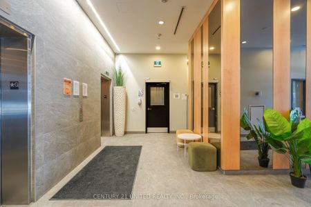 100 Bond Street E #801 - Photo 2