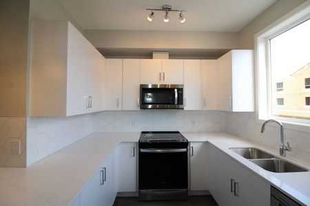 445 - 301 Redstone Boulevard, Calgary - Photo 4