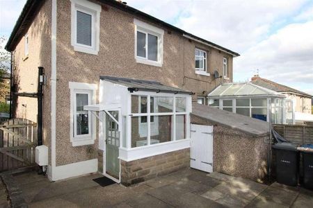 Albert Avenue, Bradford, BD10 - Photo 2