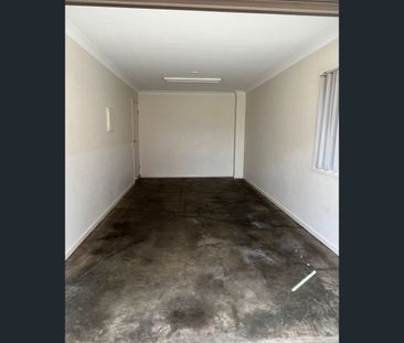 4/61-63 Lambert Drive, Moranbah, Qld 4744 - Photo 6