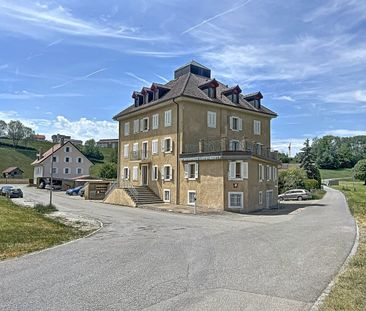 CHARMING 1.5 ROOM FOR RENT - Photo 1