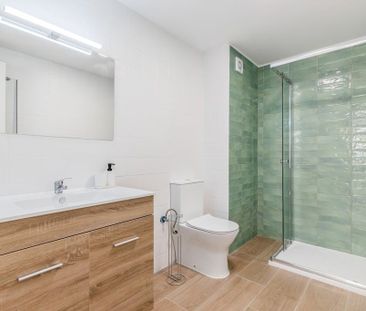 Carrer de Miguel Servet, Valencia, Valencian Community 46015 - Photo 5