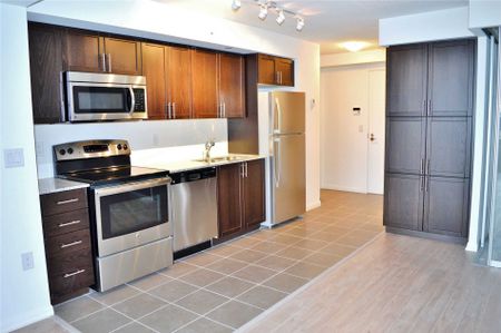 For Lease - 830 Lawrence Avenue Unit# 714, Toronto, Ontario - Photo 2