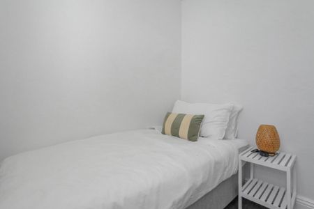 Darlington - Photo 3