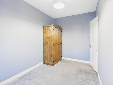 3 bedroom maisonette to rent - Photo 3