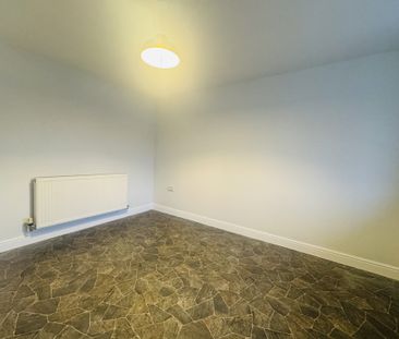 Platt Court, Shipley - Photo 2