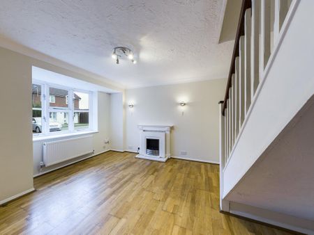 2 bedroom end of terrace house to rent - Photo 3