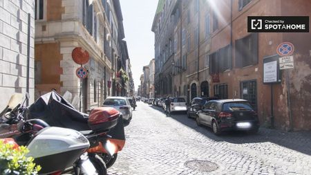 rome, Lazio 00186 - Photo 3