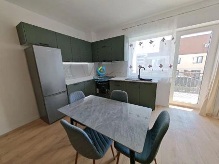 Inchiriem Apartament 2 Camere, Tip Studio, Modern, Tractorul - Fotografie 4