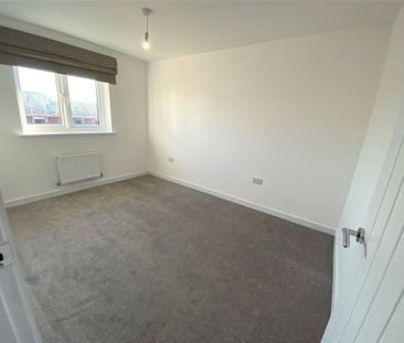 3 bedroom terraced house to rent - Photo 2
