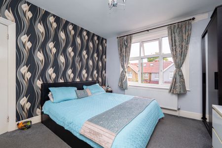4 bedroom detached house to rent, - Photo 4