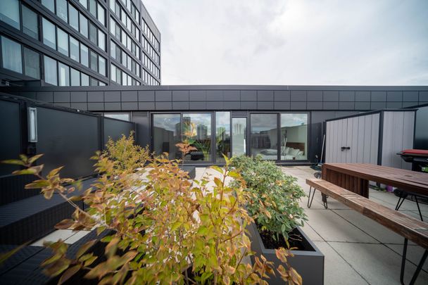 For Lease - 51 Trolley Crescent Unit# 913, Toronto, Ontario - Photo 1