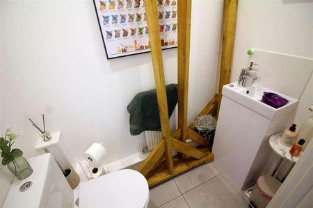 Croft Close, Prestwich, M25 - Photo 5