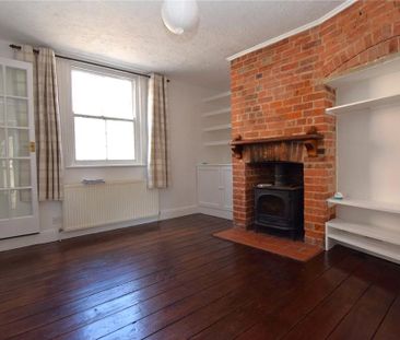 2 bedroom semi-detached house to rent - Photo 2
