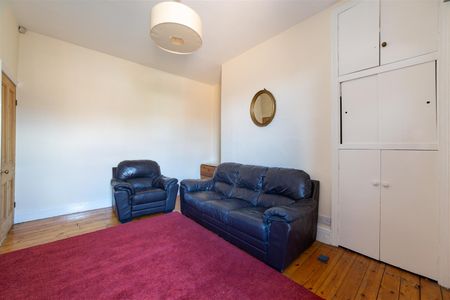 4 bed maisonette to rent in Wolseley Gardens, Newcastle Upon Tyne, NE2 - Photo 3