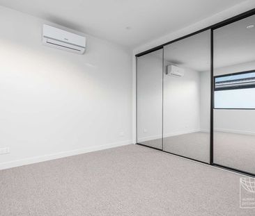 2/130 Blyth Street, Brunswick East VIC 3057 - Townhouse For Rent | ... - Photo 6