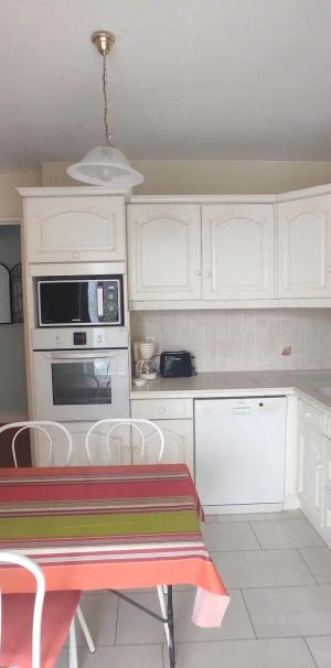 Appartement à louer 3 pièces 85m² - Photo 1