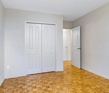 For Lease - 20 Paisley Boulevard Unit# 512, Mississauga, Ontario - Photo 5