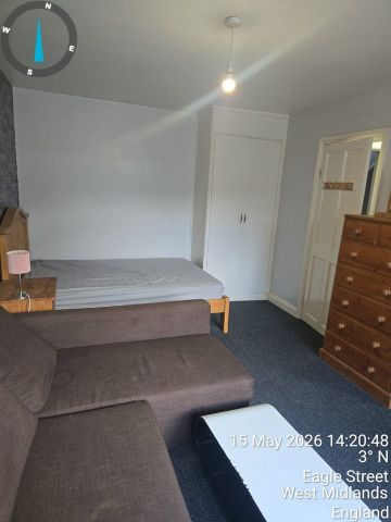 Studio Flat, Eagle House, CV1 - Photo 2