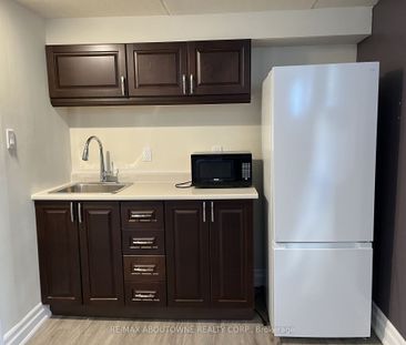 For Lease - 180 Mississauga Valley Boulevard Unit# 1, Mississauga, ... - Photo 1