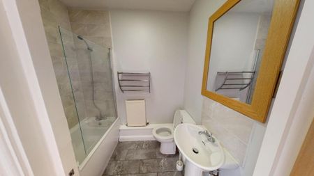 3 bedroom terraced house to rent - Photo 5