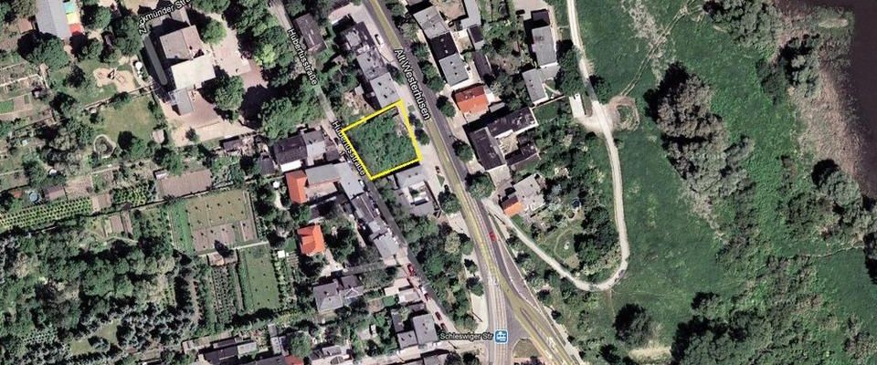 Helle Erdgeschosswohnung mit Tageslichtbad, Badewanne, Innenhofnutzung unweit der Elbwiesen - Foto 1