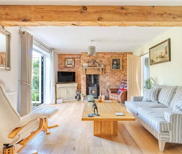 2 bedroom semi-detached house to rent - Photo 5