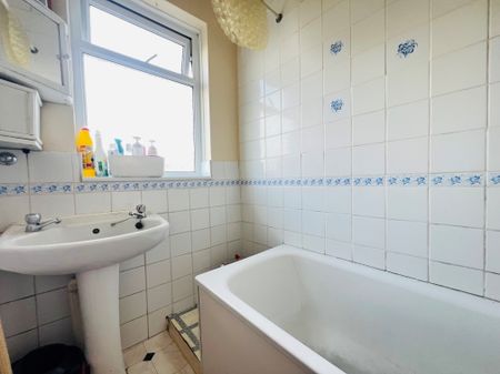 1 bedroom property to rent Rowan Crescent, SW16 - Photo 4