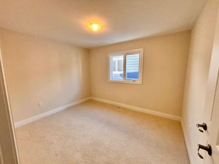 For Lease - 115 Mceachern Lane, Gravenhurst, Ontario - Photo 3