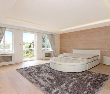 6 bedroom detached house to rent - Photo 4