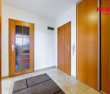 Pronájem bytu 4+kk 70 m², Husova 978, Karlovy Vary Stará Role - Photo 1