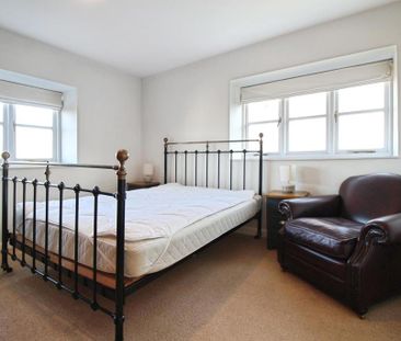 2 bedroom semi-detached house to rent - Photo 6