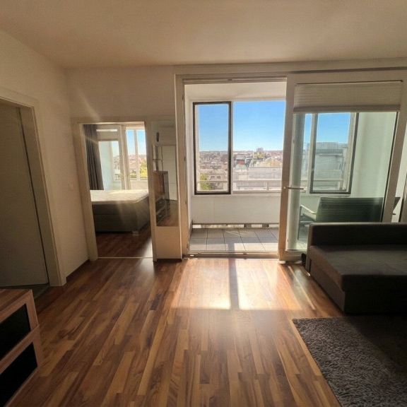 Neuwertige 2-Zimmer Wohnung mit 2 Loggien und Auto-Stellplatz - Photo 1