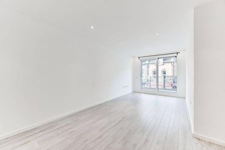 2 bedroom flat to rent - Photo 3