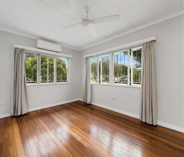 Peaceful Residence amongst Parkland - Photo 2