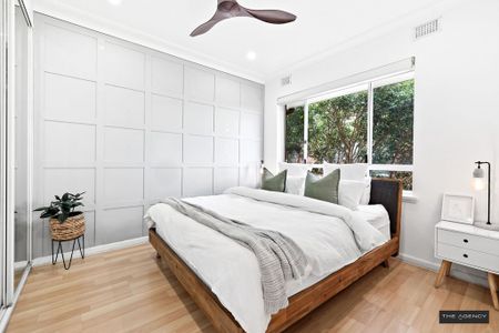 Fully Renovated Unit - Photo 3