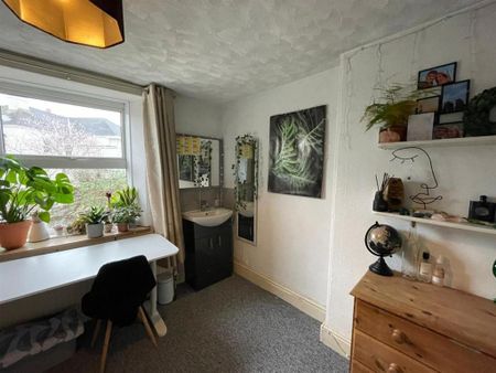 7 bedroom house share to rent - Photo 3