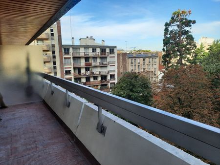 Location Appartement 2 pièces 51m² - Photo 3