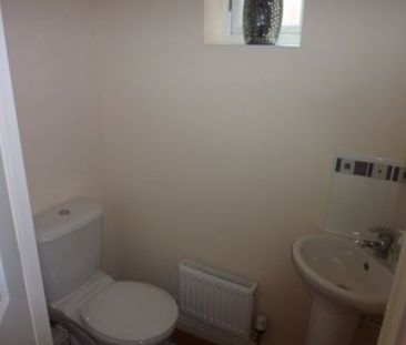 Anglian Way, Stoke, Coventry, West Midlands, CV3 - Photo 1