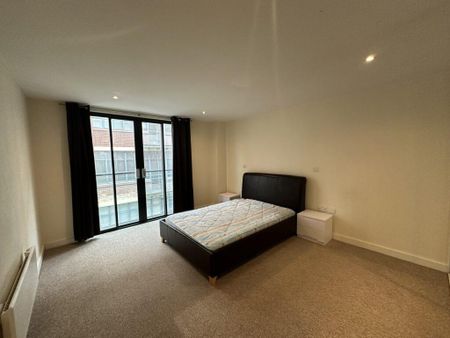 2 bedroom apartment to rent - Photo 5