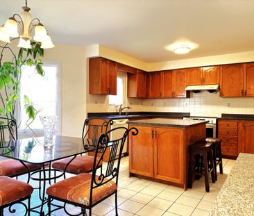 For Lease - 46 Lagani Avenue, Richmond Hill, Ontario - Photo 2